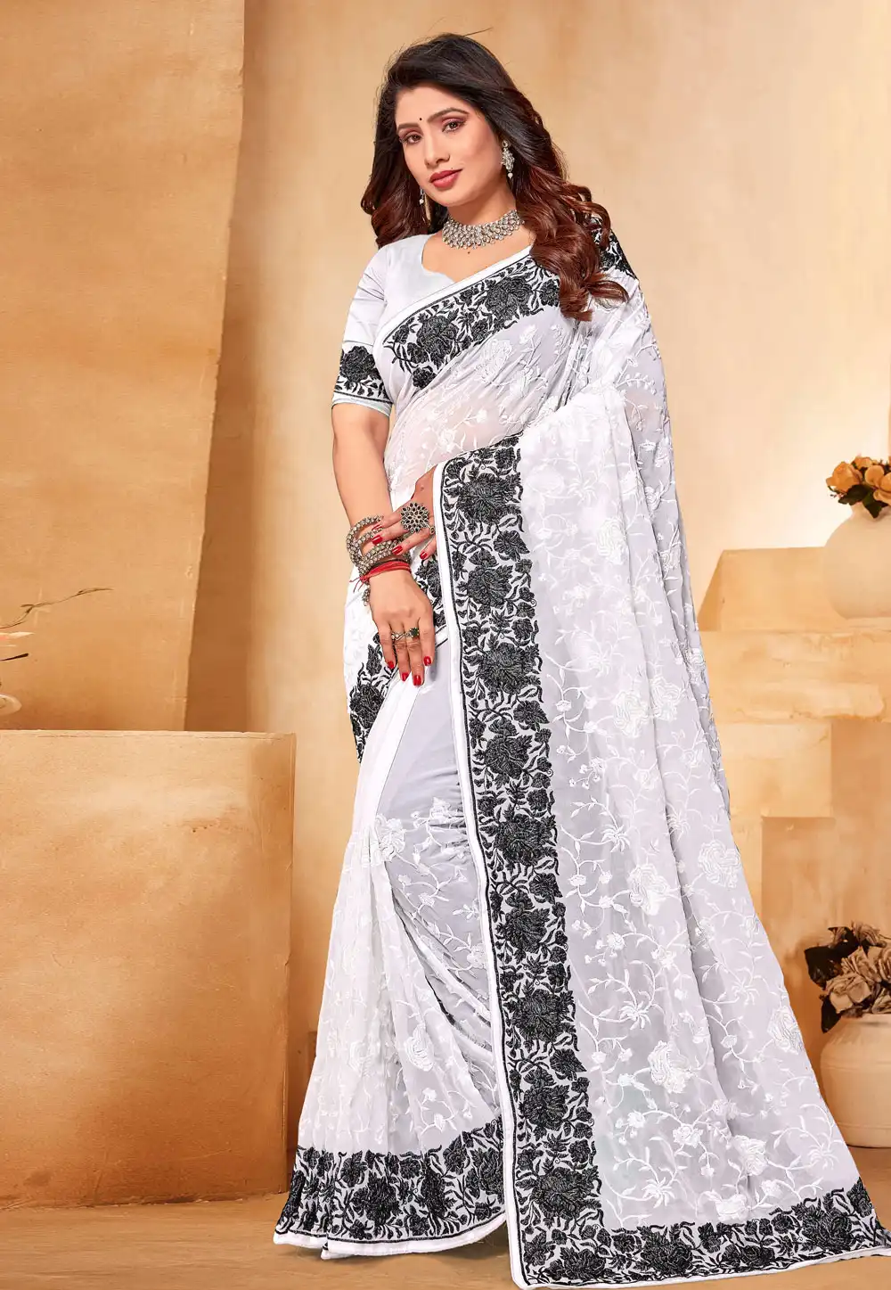 White Georgette Saree With Blouse 287207