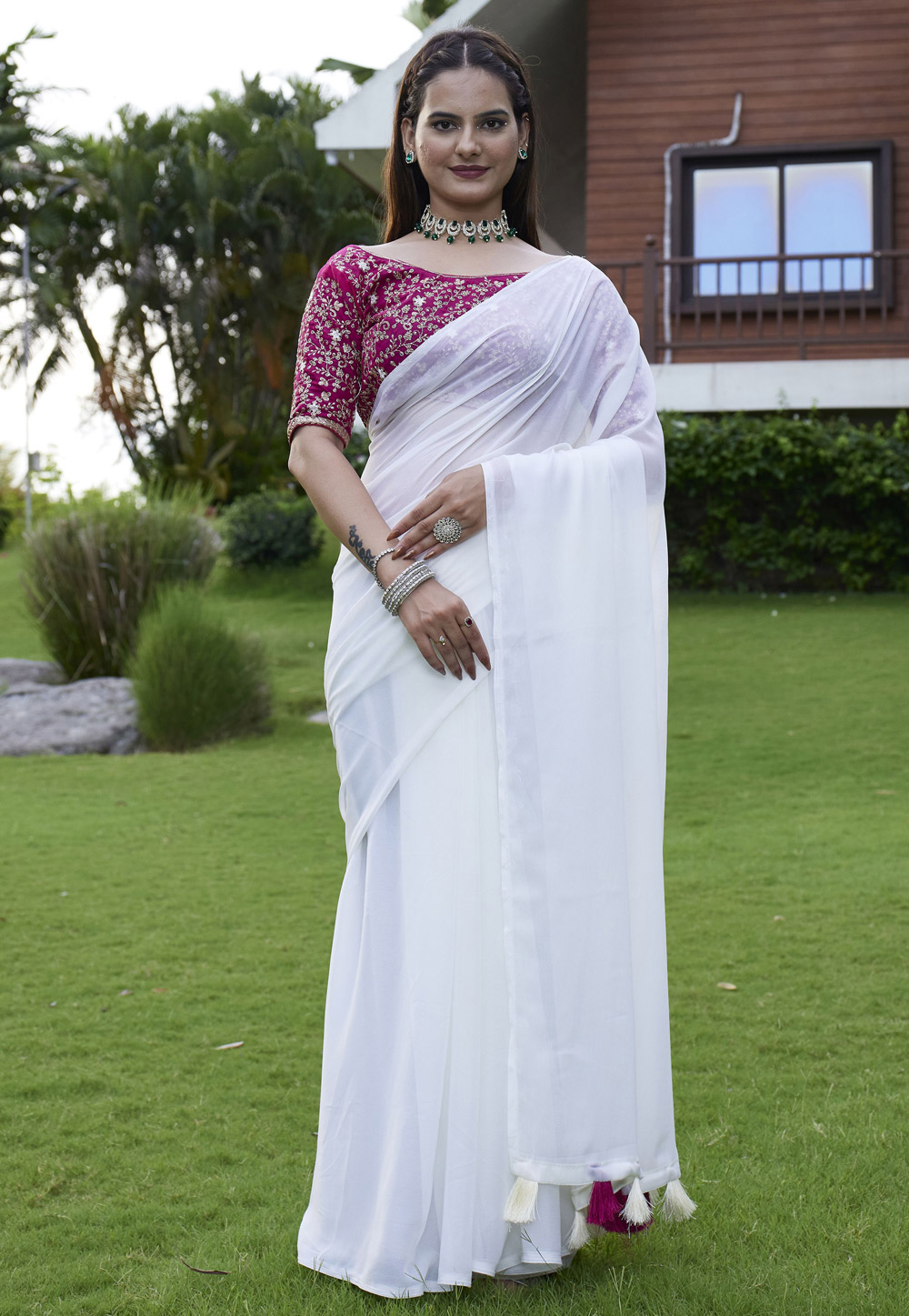 White Georgette Saree With Blouse 311456