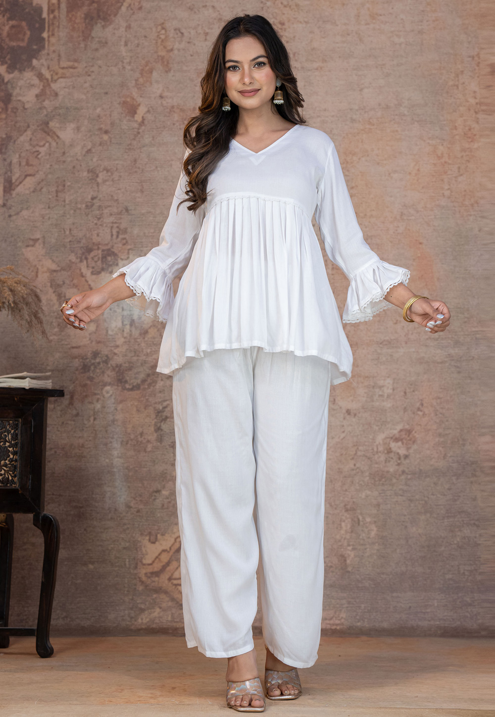 White Rayon Kurta Set With Palazzo 327287