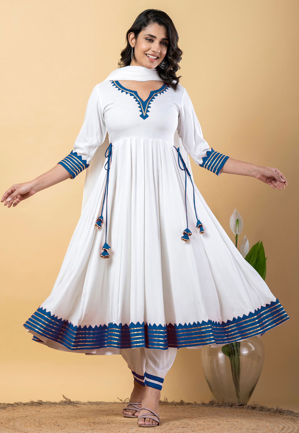White Rayon Readymade Pant Style Suit 309270
