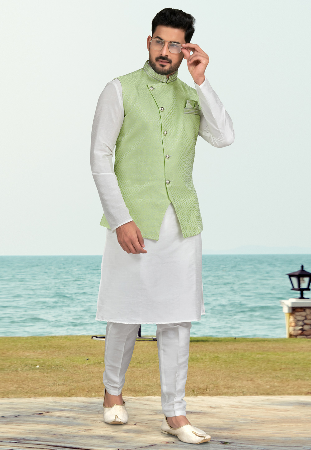 White Silk Kurta Pajama With Jacket 279721