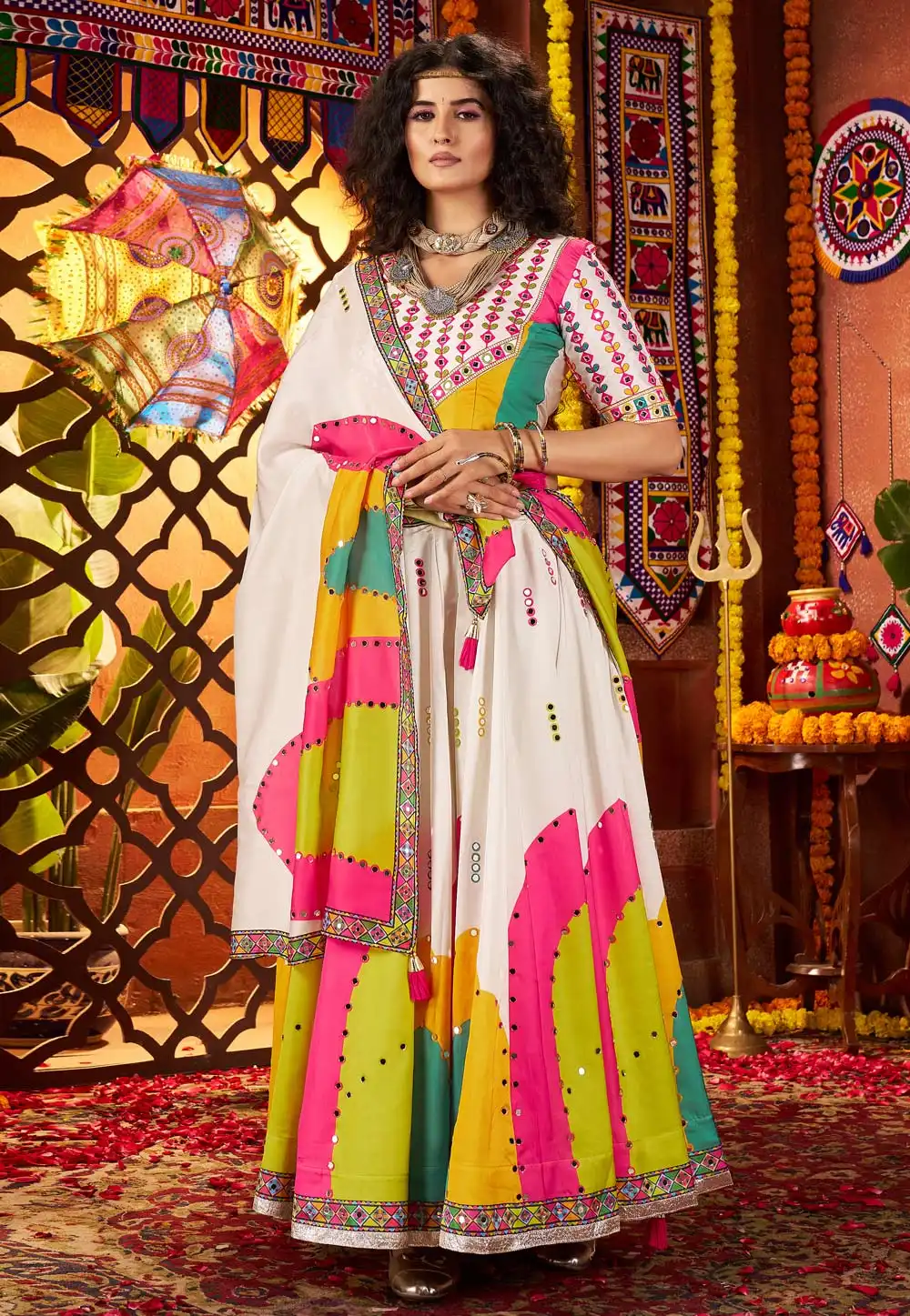 White Silk Navratri Chaniya Choli 315210