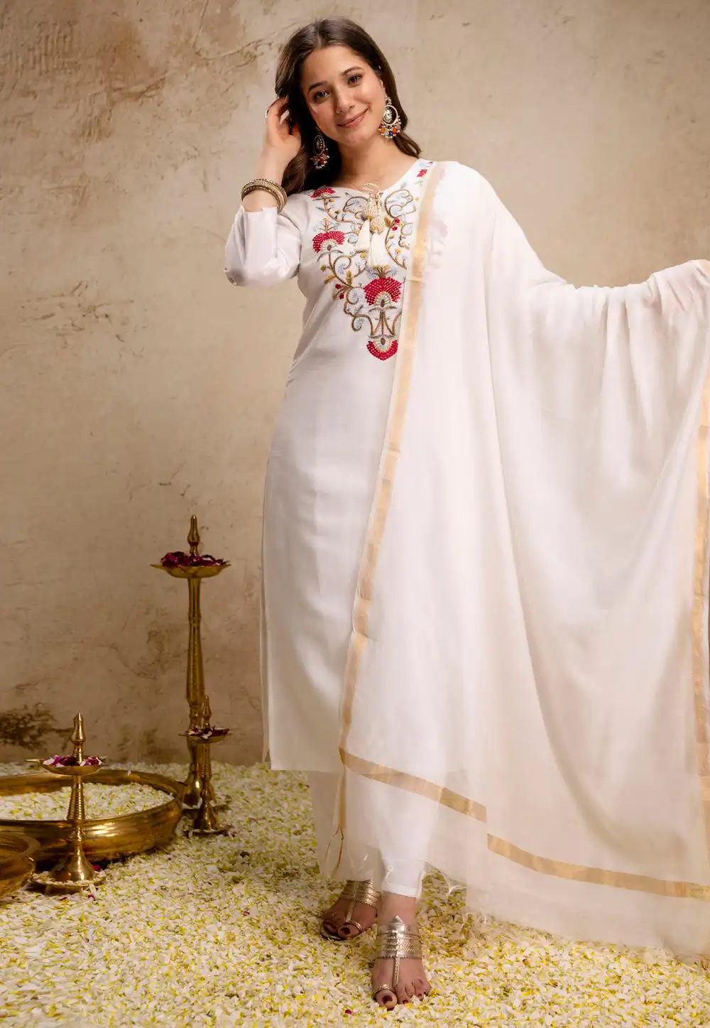 White Silk Readymade Pant Style Suit 327259