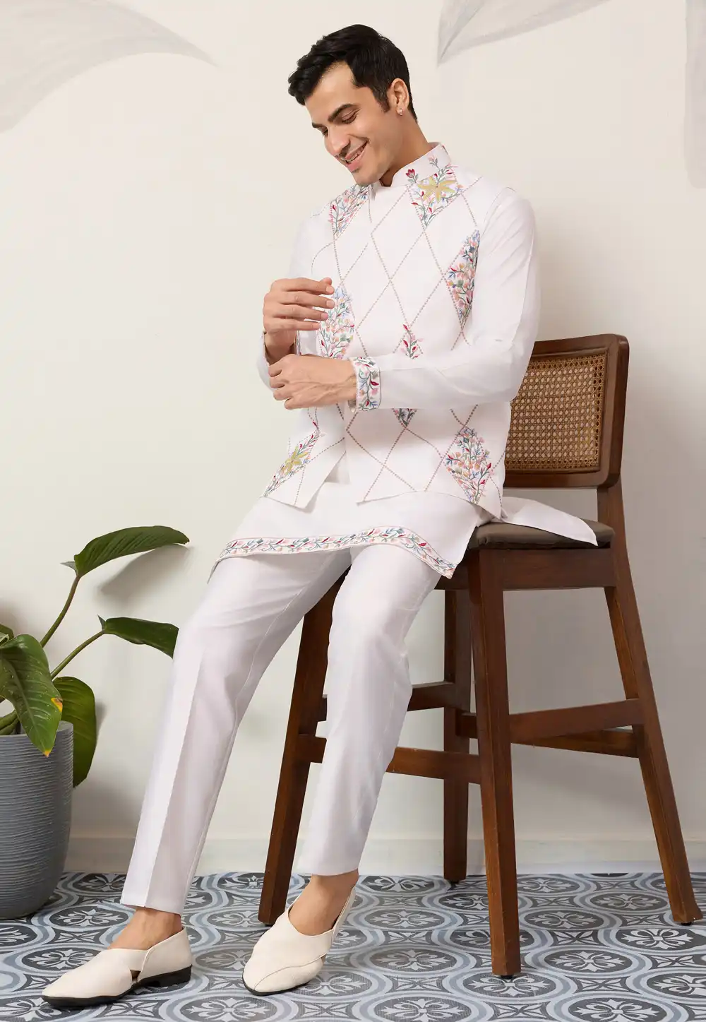 White Viscose Kurta Pajama With Jacket 321908