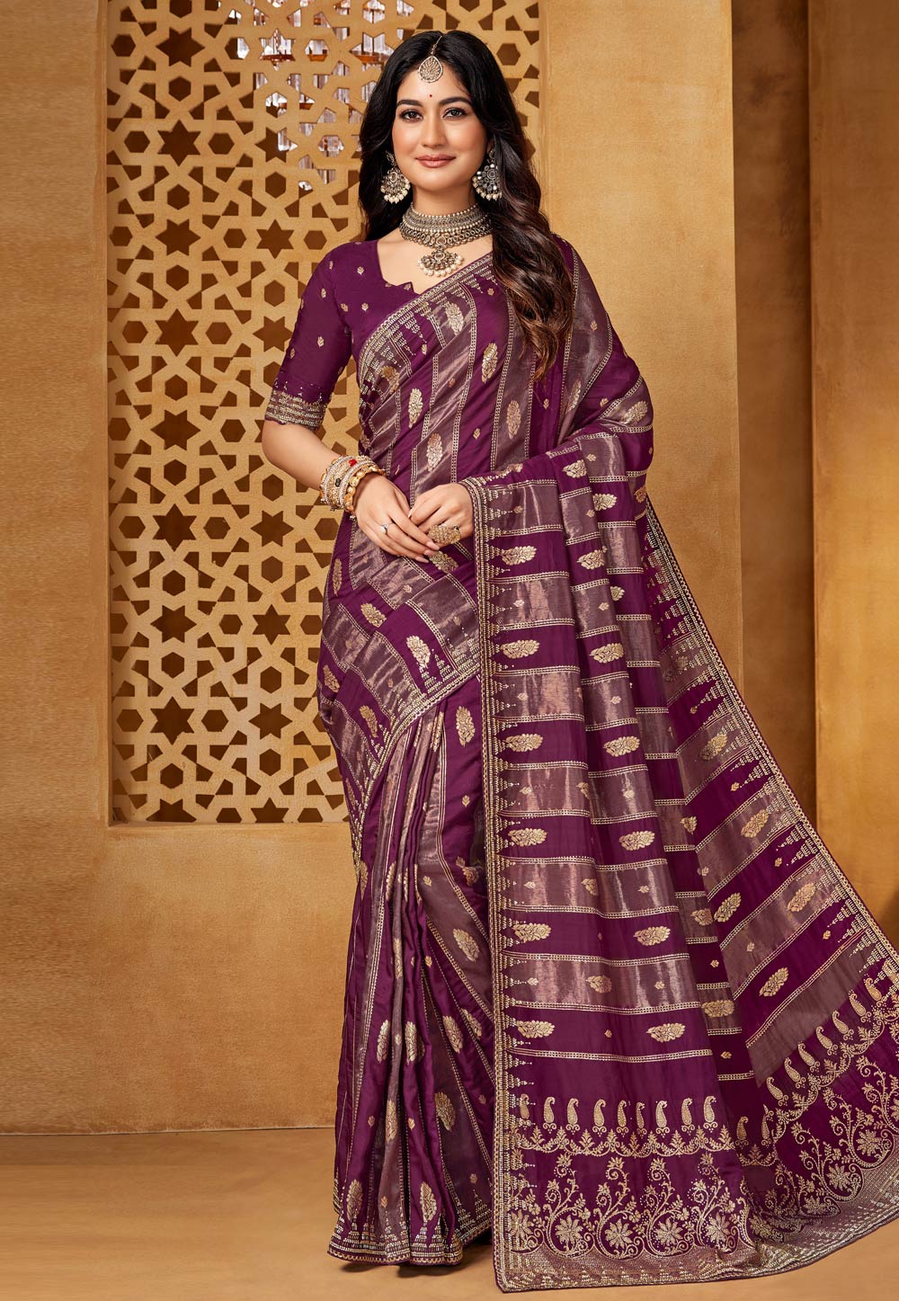 Wine Viscose Saree With Blouse 320310