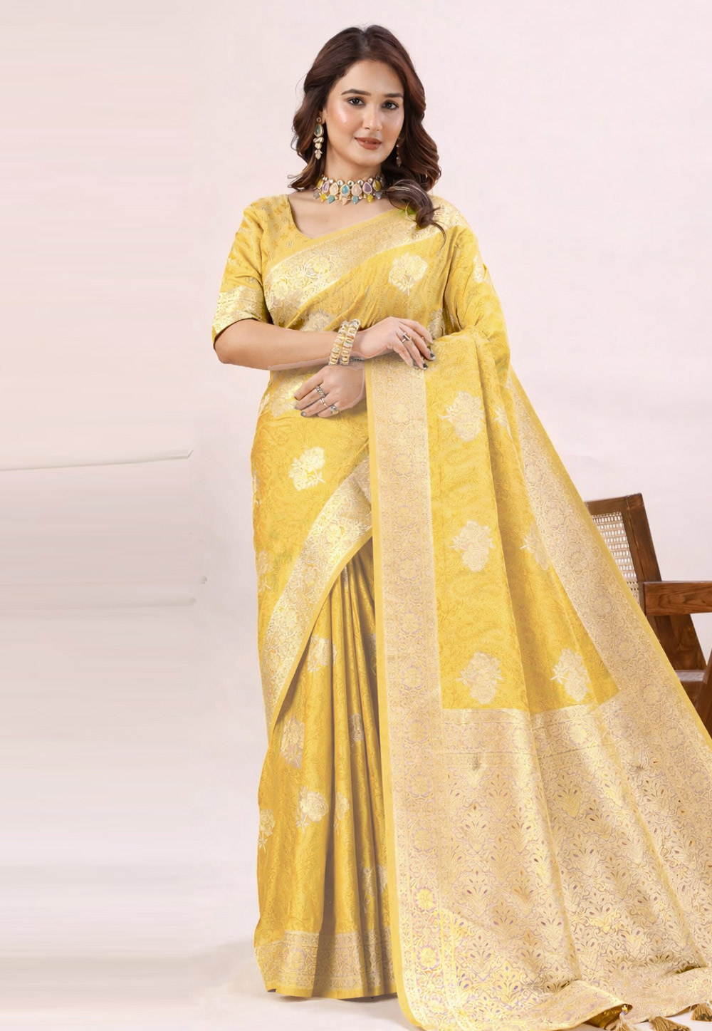 Yellow Banarasi Jacquard Saree With Blouse 329027