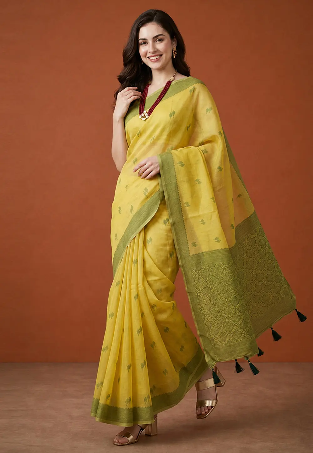 Yellow Banarasi Silk Saree With Blouse 331721