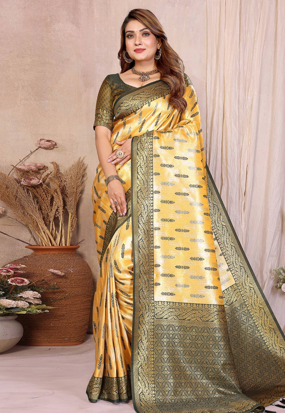 Yellow Banarasi Silk Saree With Blouse 320608