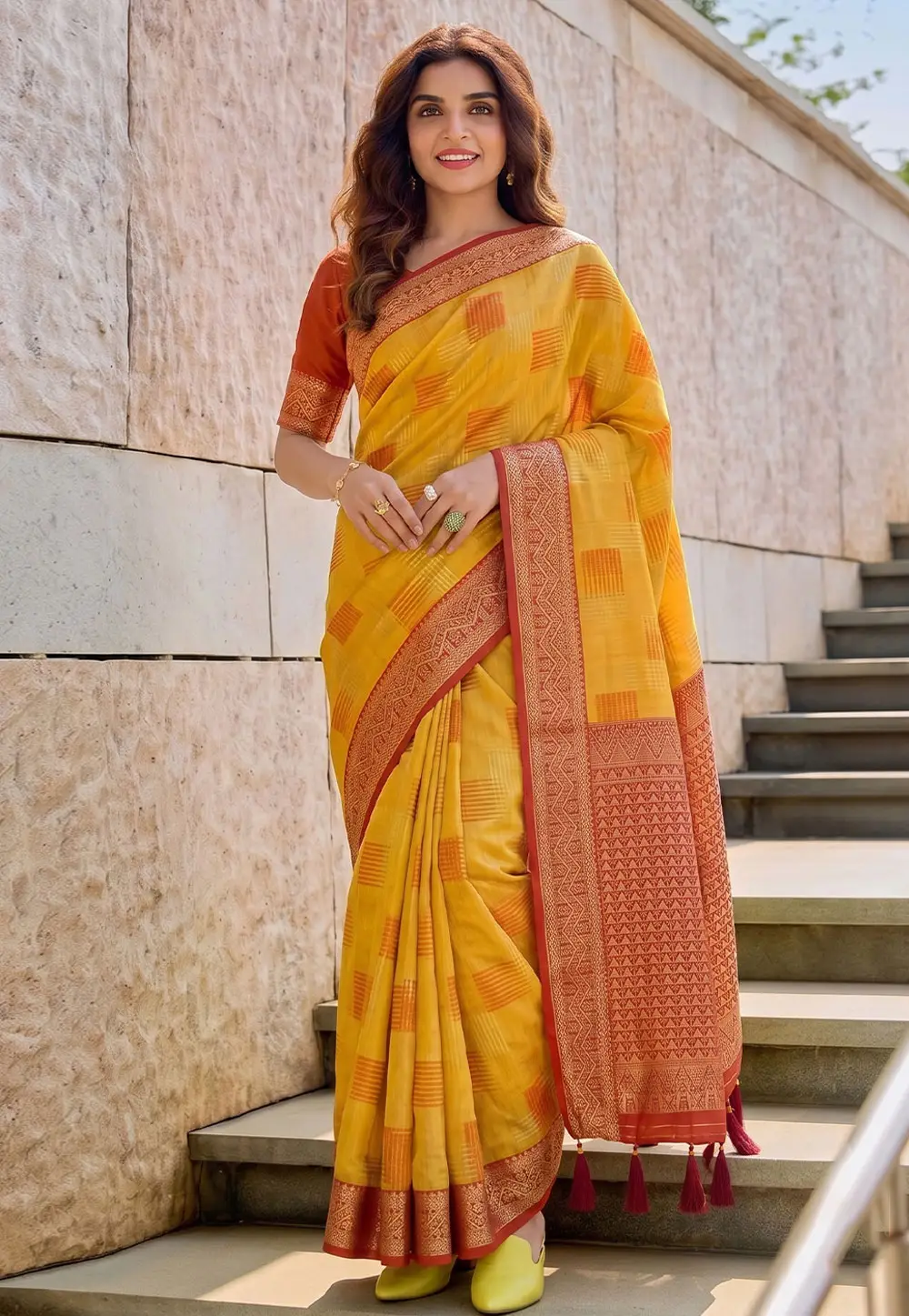 Yellow Linen Saree With Blouse 333397
