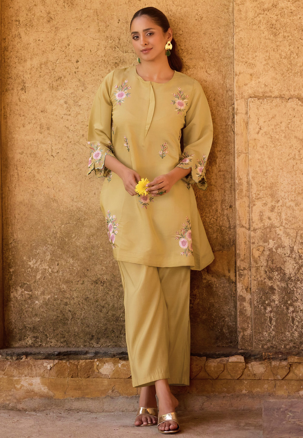 Yellow Silk Co-Ords Set 322697