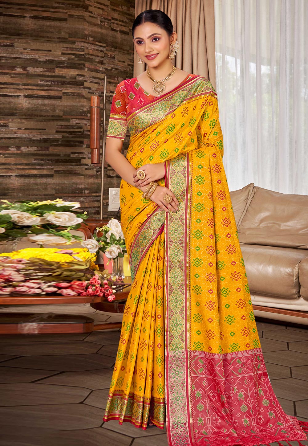 Yellow Silk Patola Saree 324322