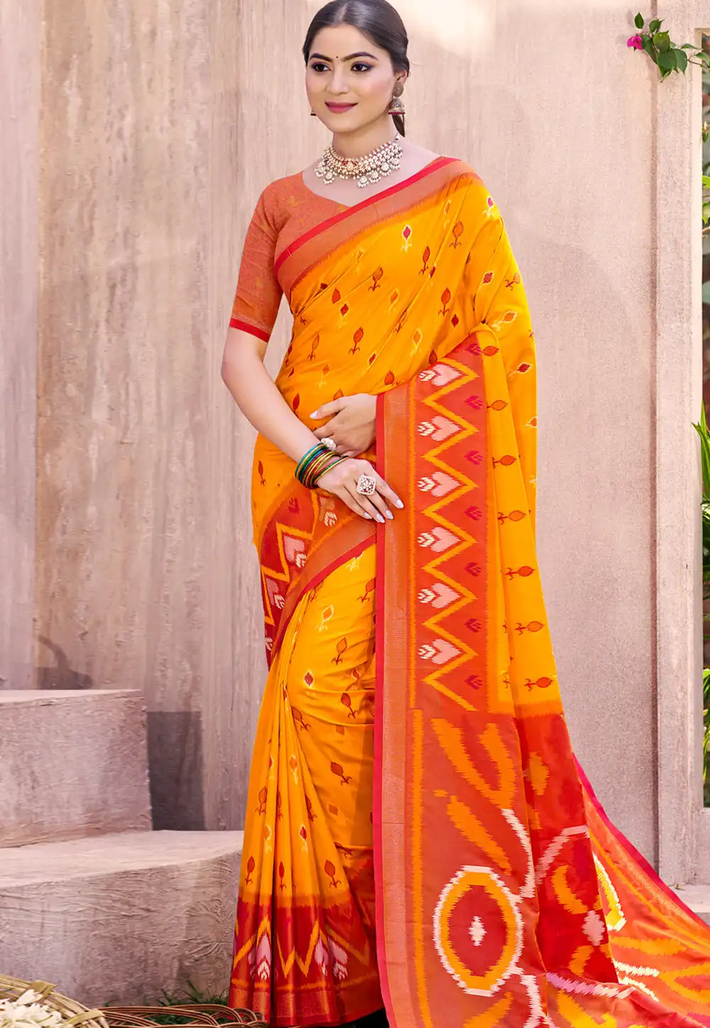 Yellow Silk Saree With Blouse 323734