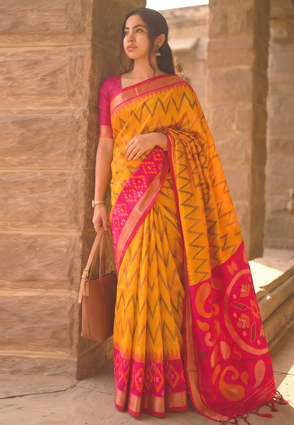 Yellow Silk Saree With Blouse 334121