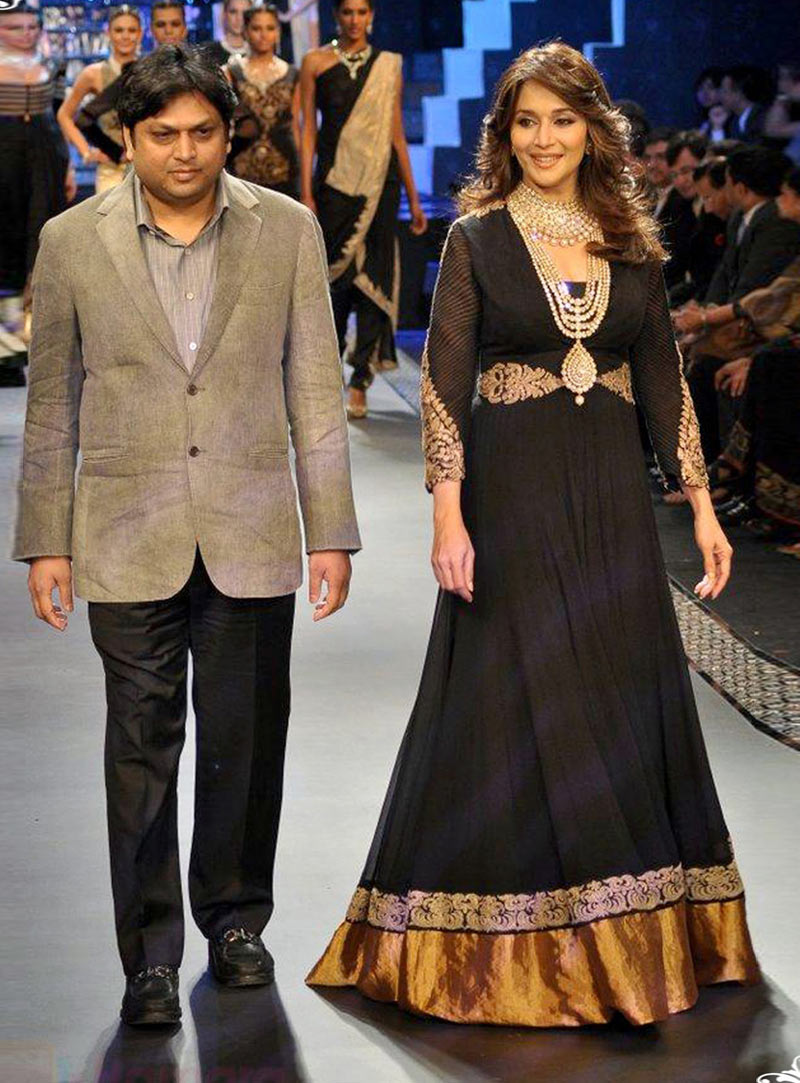 Madhuri Dixit Black Faux Georgette Gown 32762