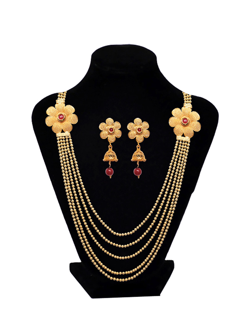 Golden Brass Set With Earrings 128538