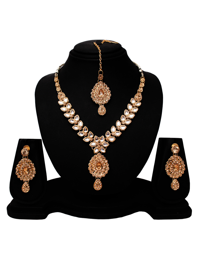 Golden Alloy Austrian Diamond Set With Earrings and Maang Tikka 128547
