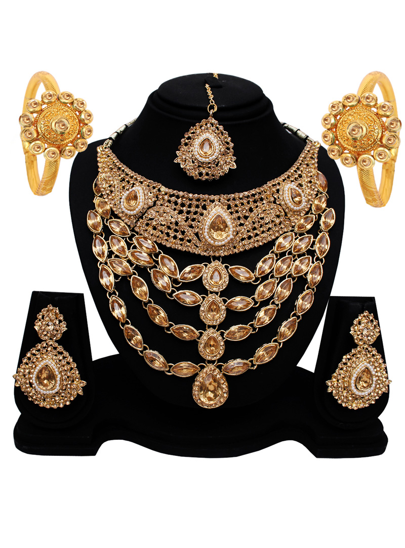 Golden Alloy Austrian Diamond Set With Earrings and Maang Tikka 128602