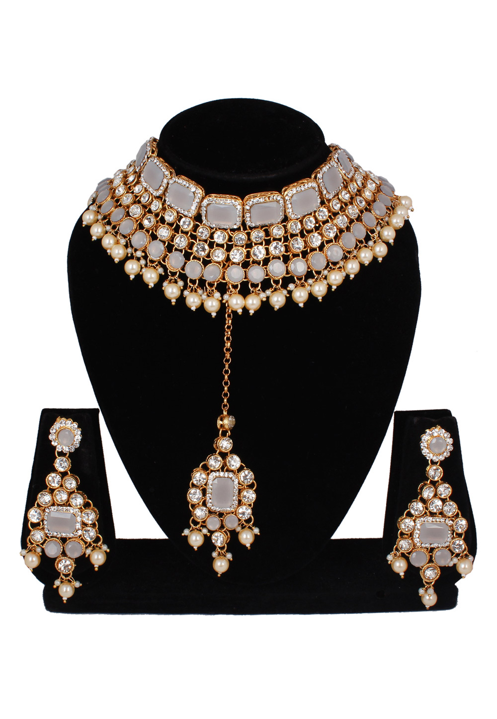 Off White Alloy Necklace Set With Earrings and Maang Tikka 257269