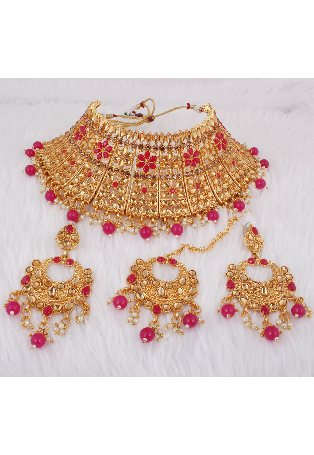 Pink Alloy Necklace Set With Earrings and Maang Tikka 257273