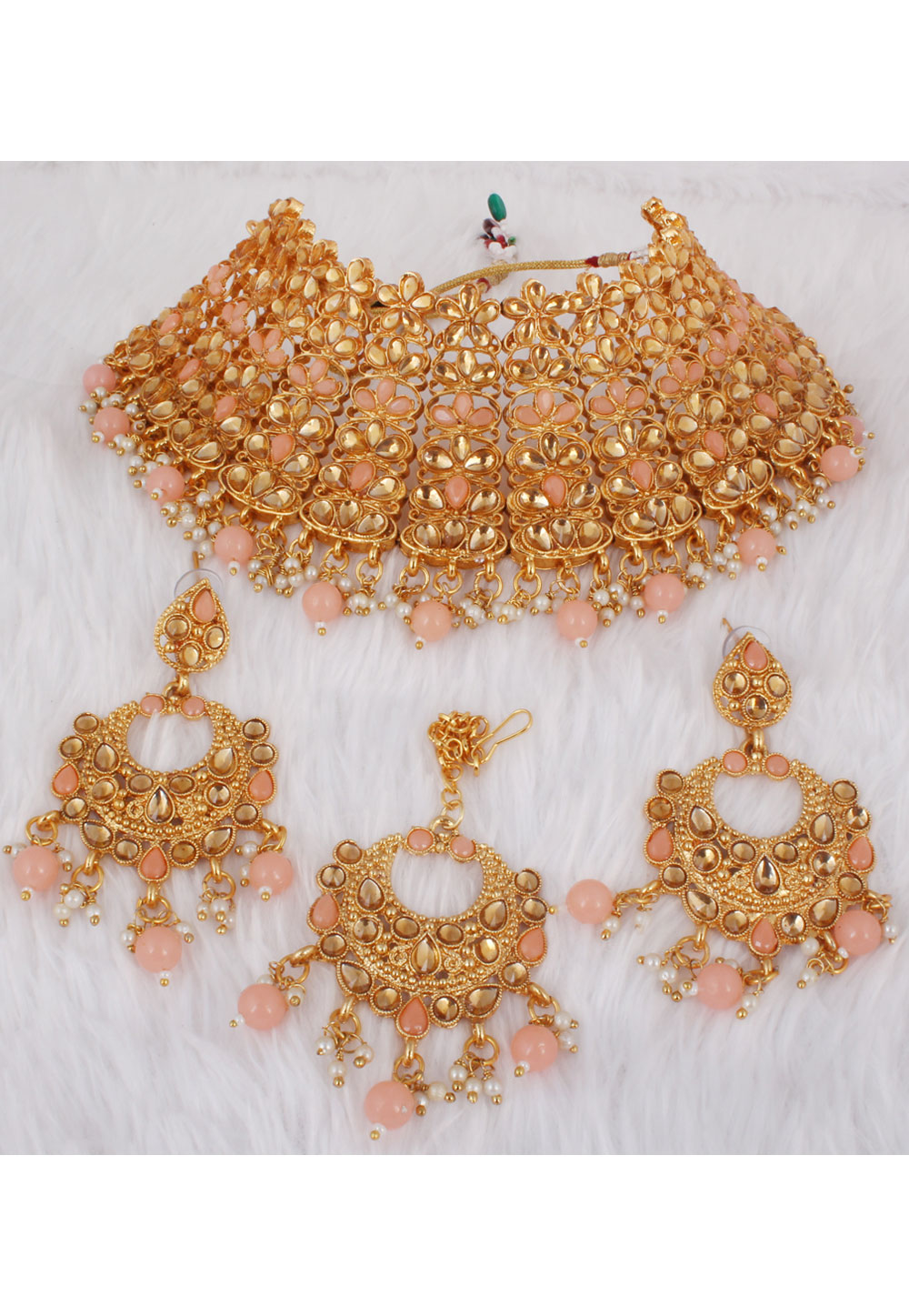 Light Pink Alloy Necklace Set With Earrings and Maang Tikka 257274