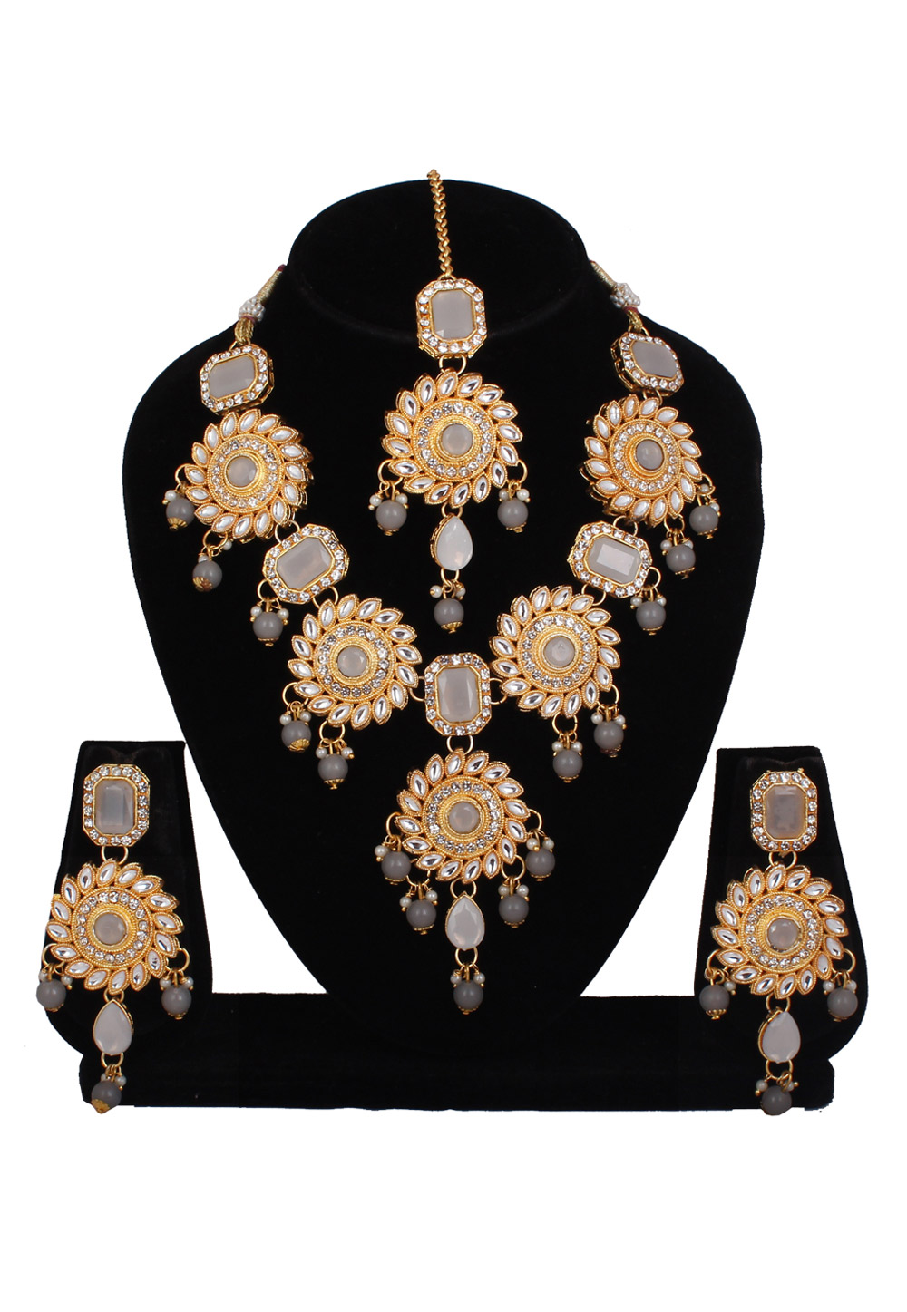 Golden Alloy Necklace Set With Earrings and Maang Tikka 257287