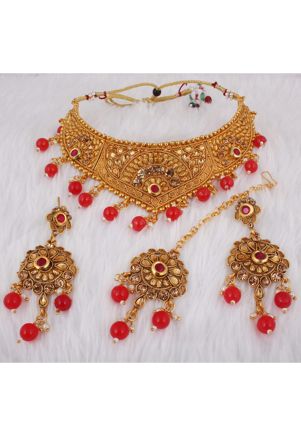 Red Alloy Necklace Set With Earrings and Maang Tikka 257300