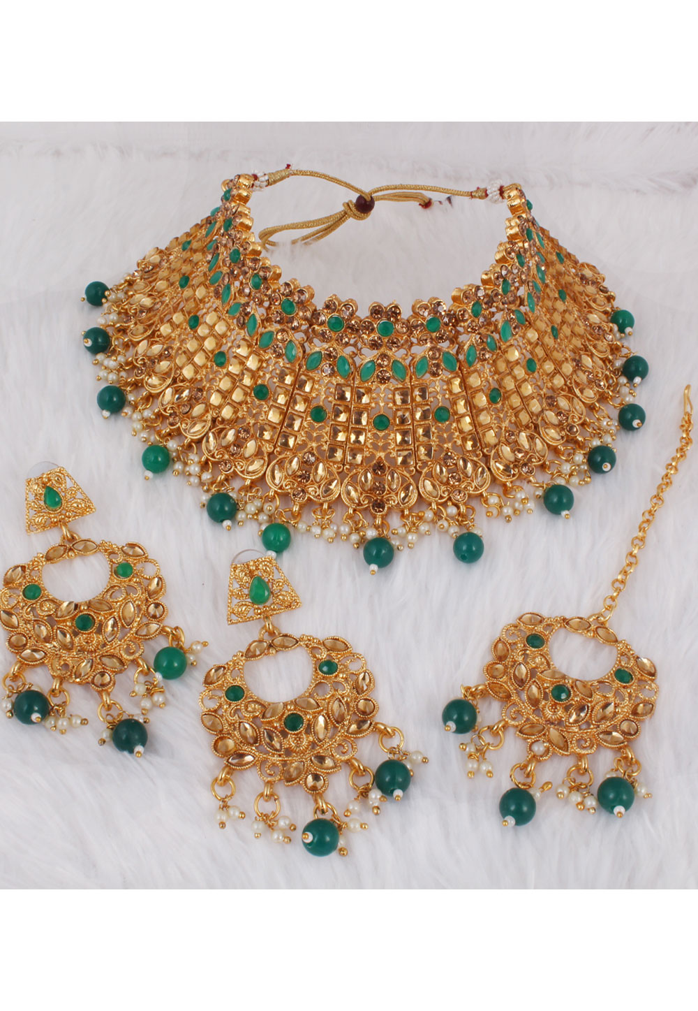 Green Alloy Necklace Set With Earrings and Maang Tikka 257373