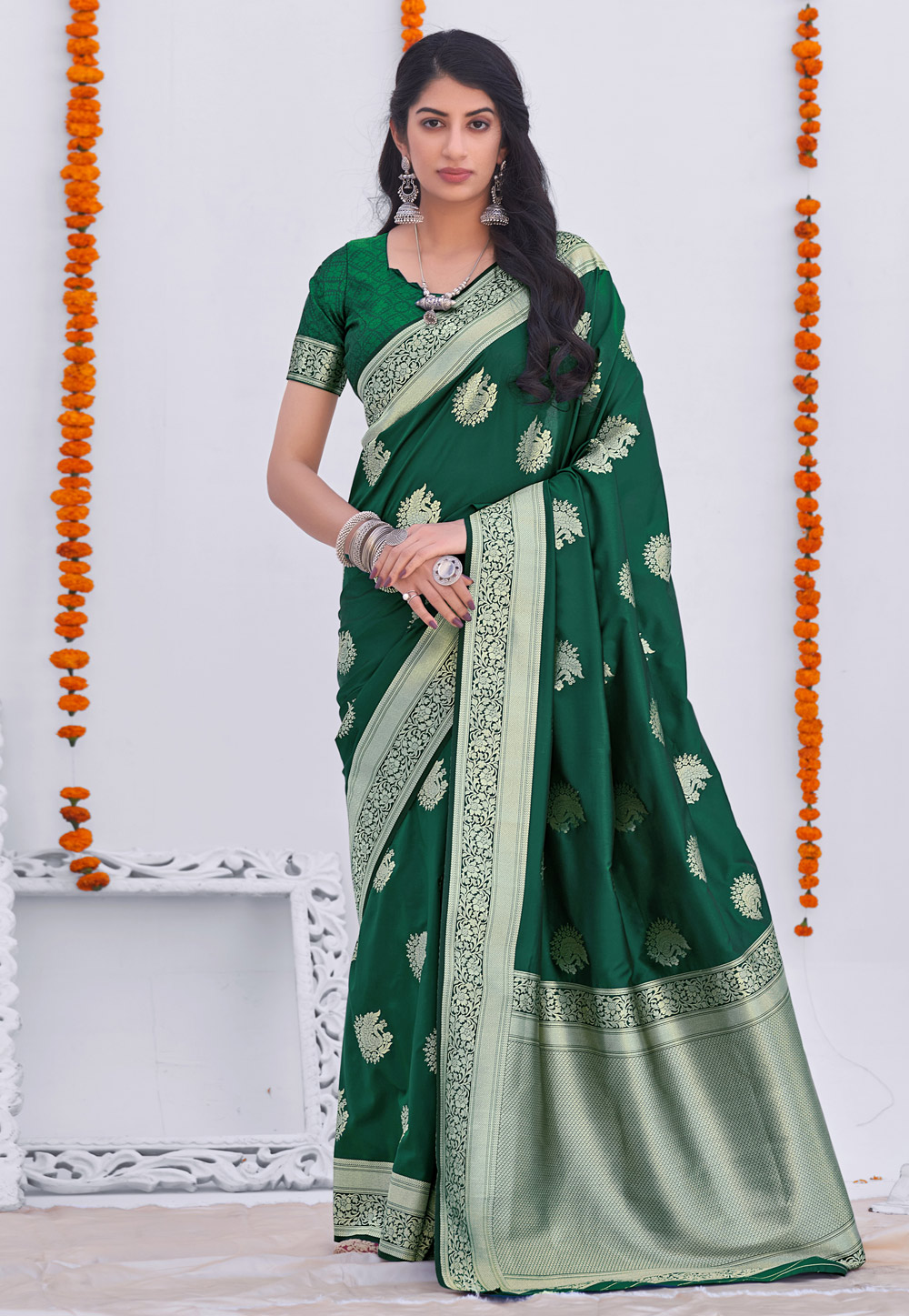 Green Banarasi Silk Saree With Blouse 243174