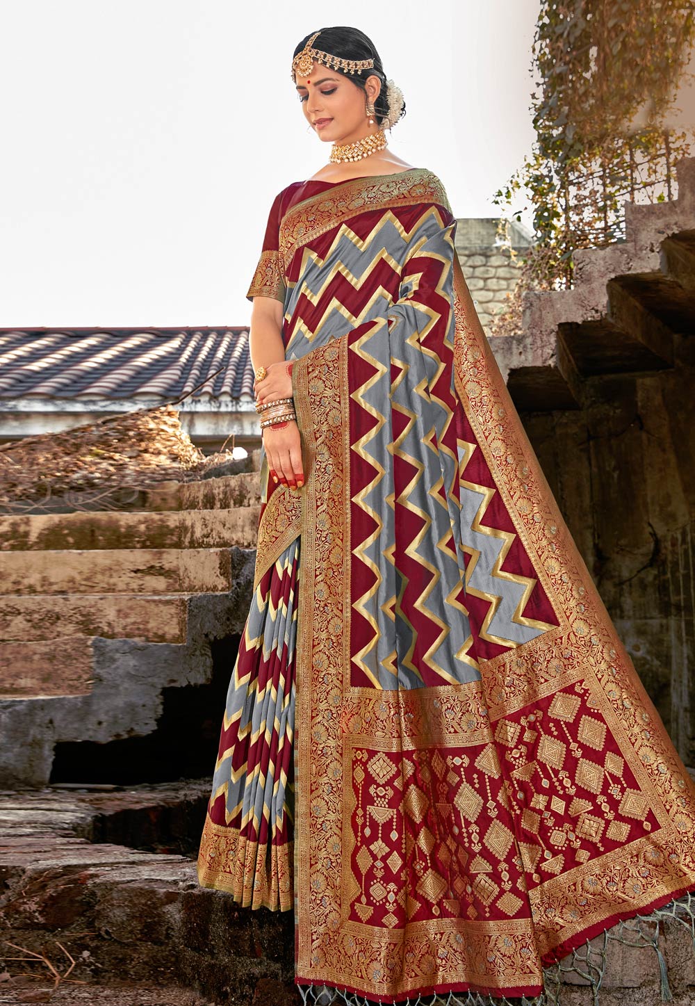 Grey Banarasi Silk Saree With Blouse 221959