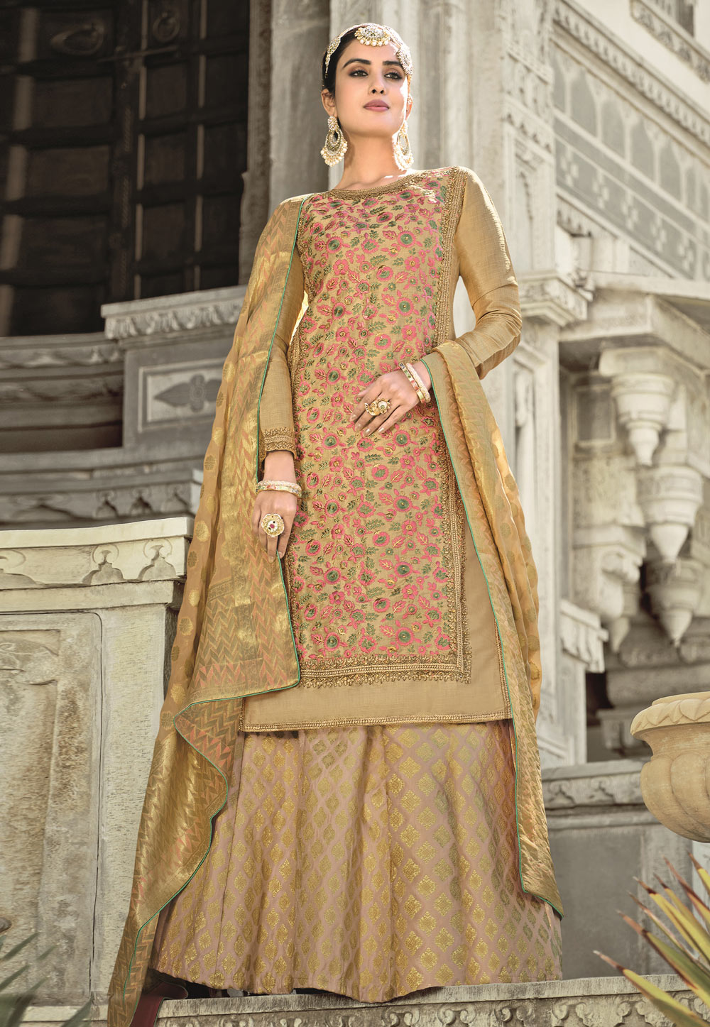 Best place to buy Indian wedding outfits for women to buy online outside of  India