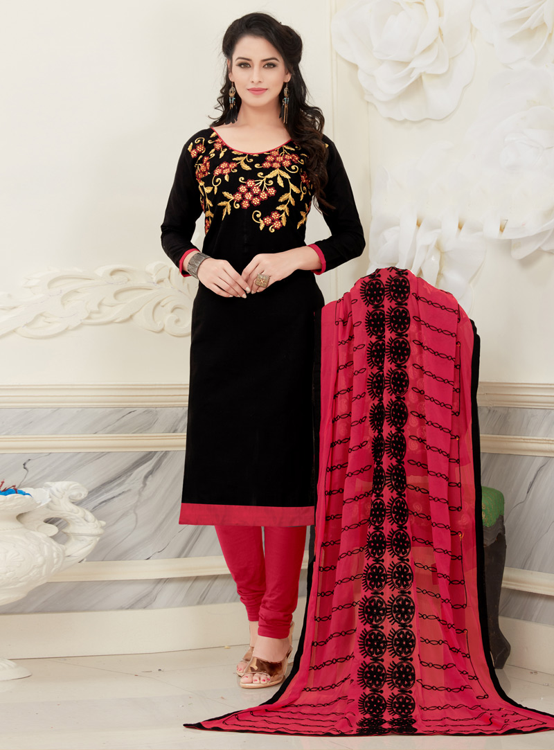 Black Cotton Churidar Salwar Suit 107910