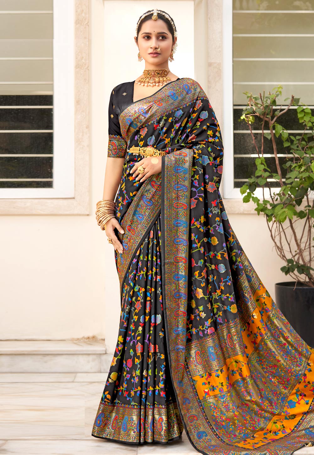 Black Tussar Silk Saree With Blouse 277401