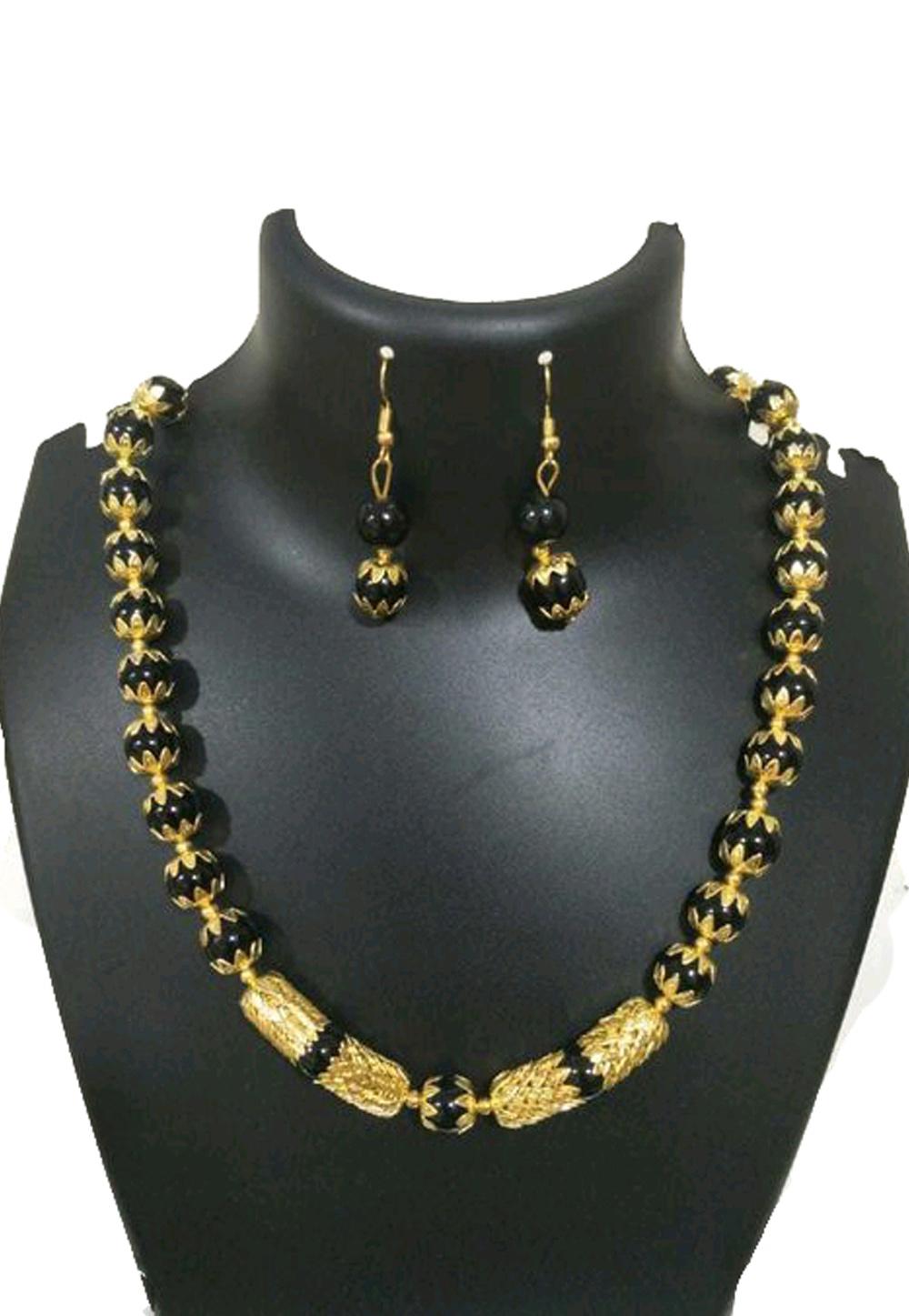 Black Alloy Austrian Diamond Necklace Set Earrings 191585