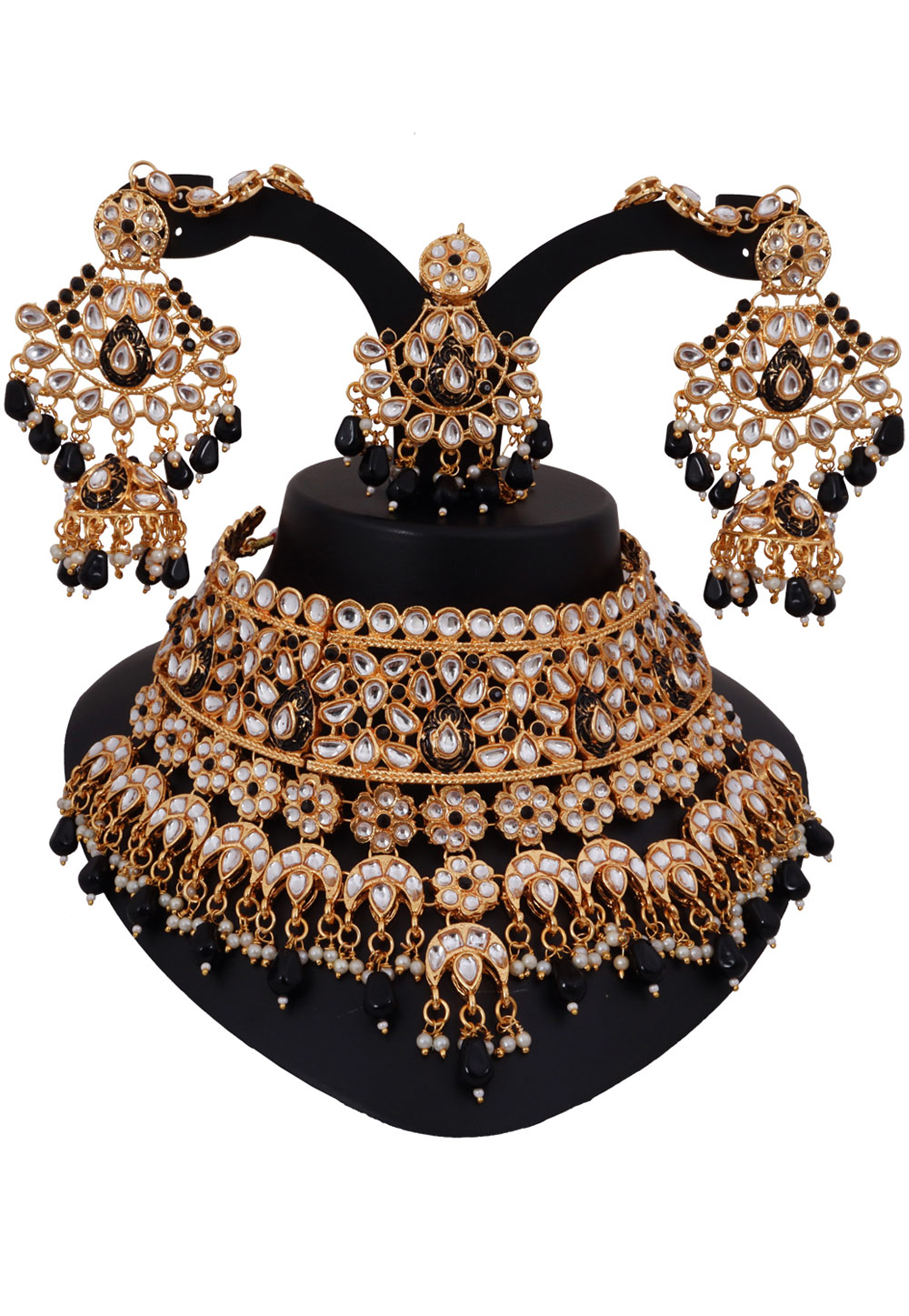 Black Alloy Austrian Diamonds and Kundan Necklace Set With Earrings and Maang Tikka 272619