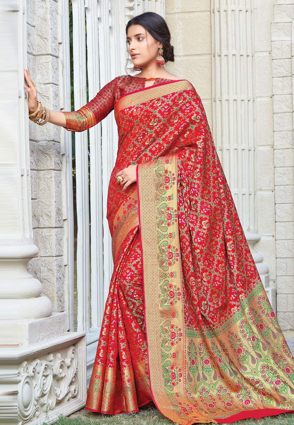 Red Patola Silk Saree With Blouse 210672