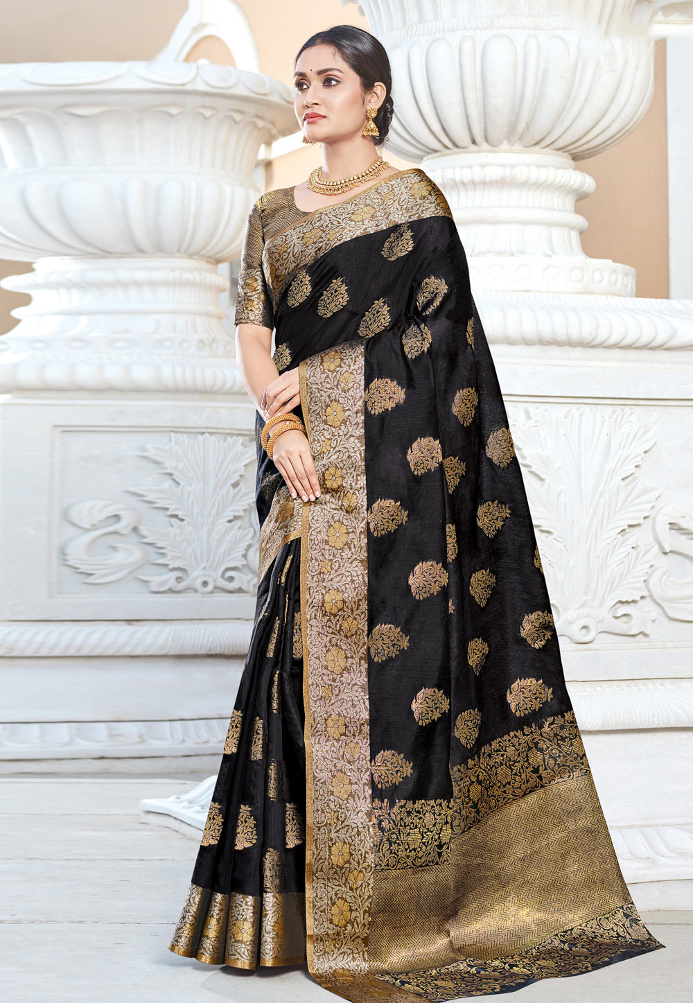 Black Silk Saree With Blouse 210809
