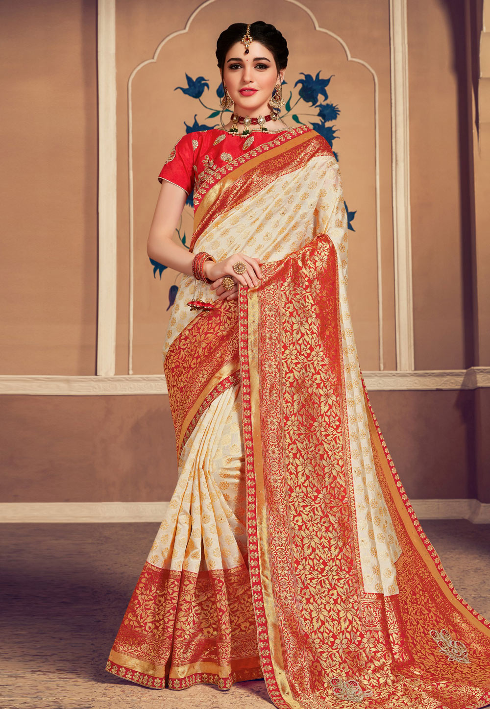 Cream Banarasi Silk Saree With Blouse 212060