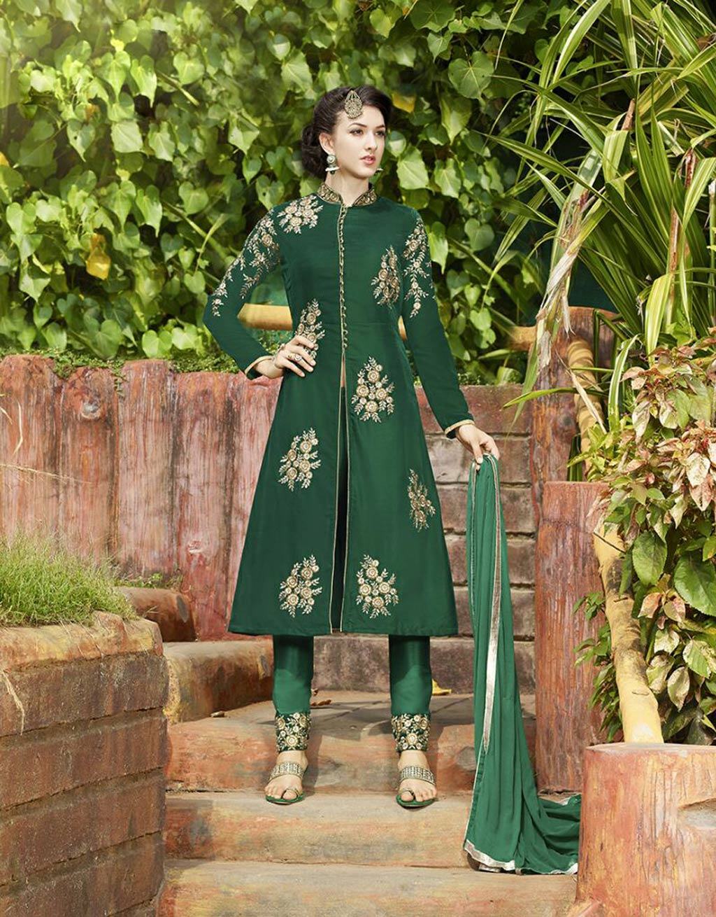 Green Velvet Pakistani Style Suit 64214