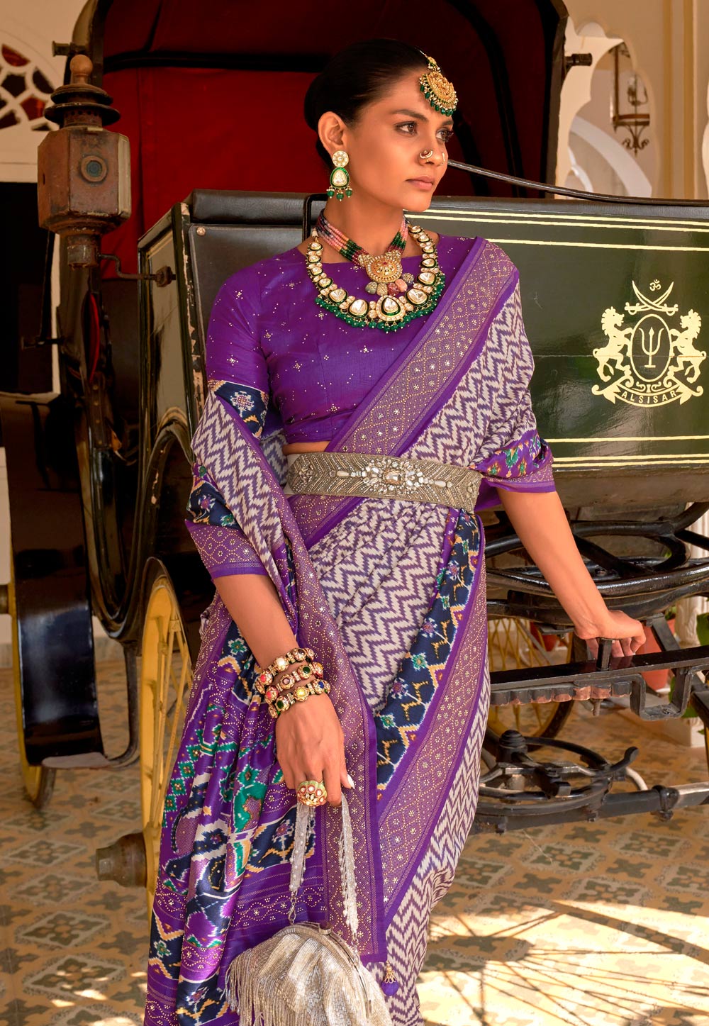 Enchanting Lavender Linen Silk Embroidery Saree With Silver Border -  Loomfolks
