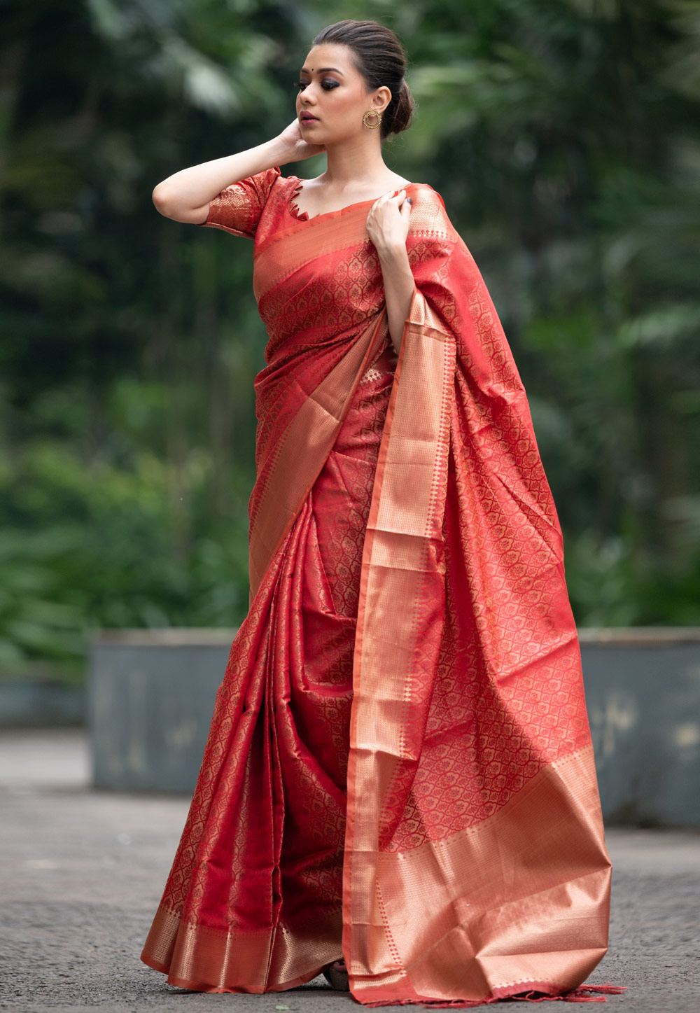 Red Banarasi Silk Saree With Blouse 237867