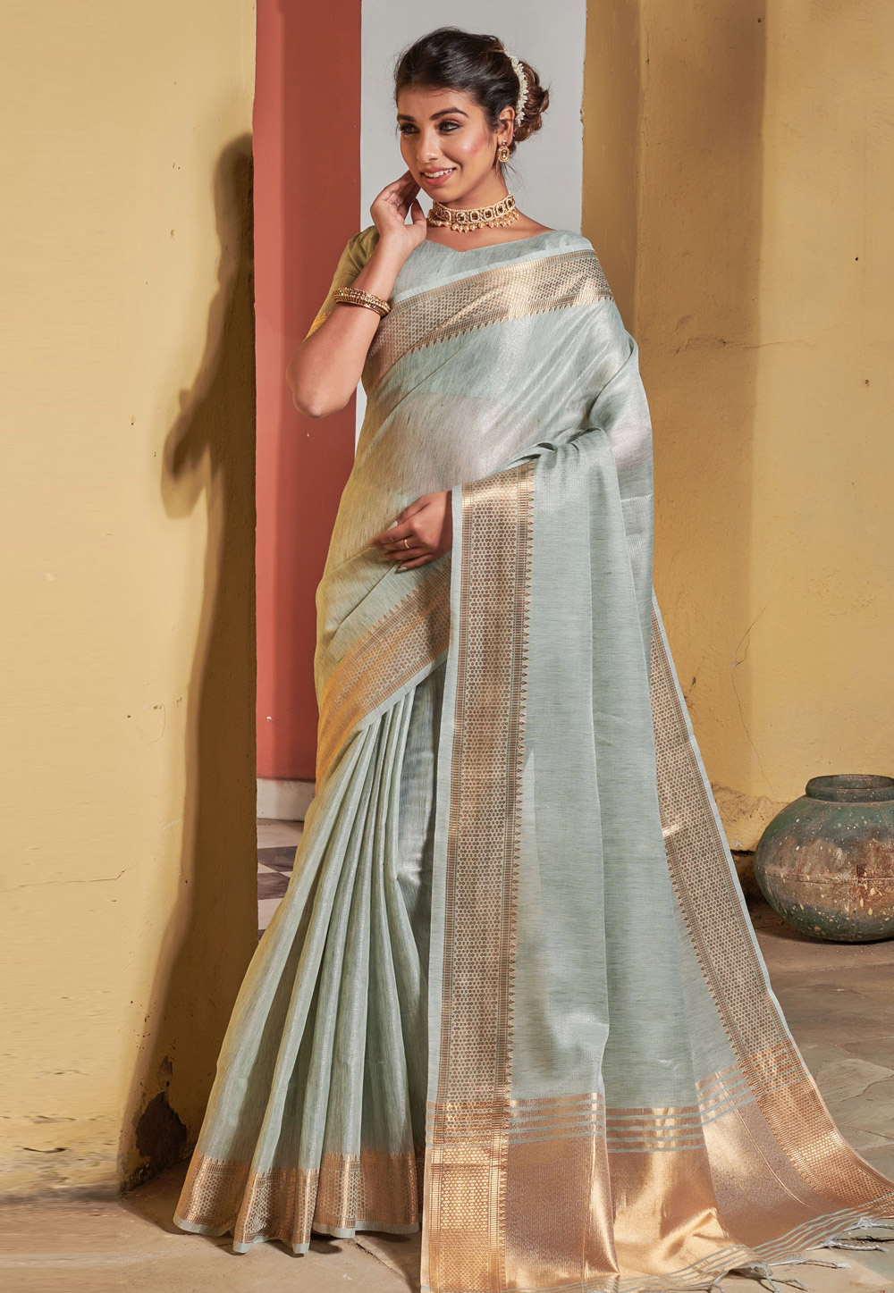 Pista Green Banarasi Silk Saree With Blouse 241456
