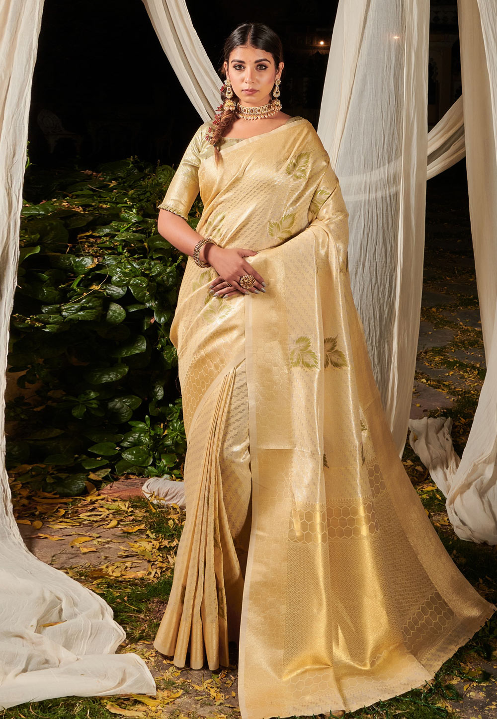 Golden Linen Saree With Blouse 244945