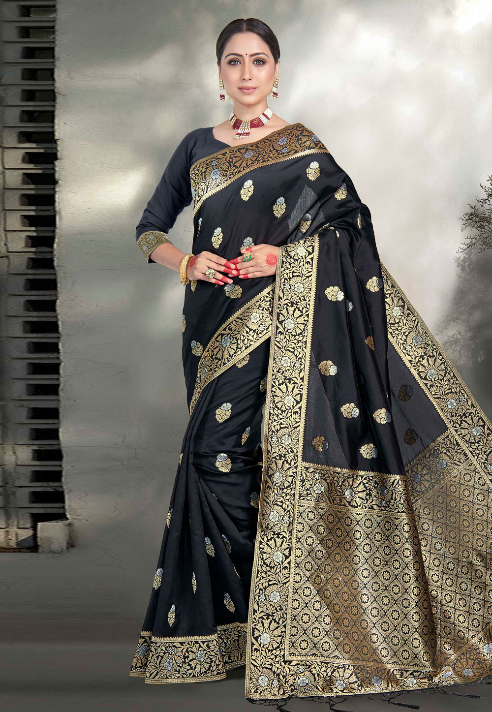 Black Kanjivaram Silk Saree With Blouse 259177