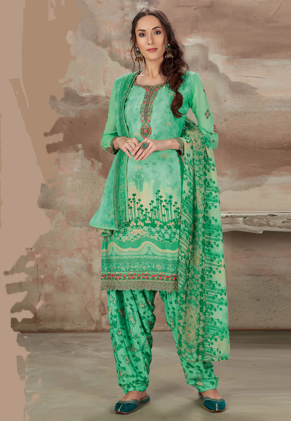 Light Green Silk Punjabi Suit 209581