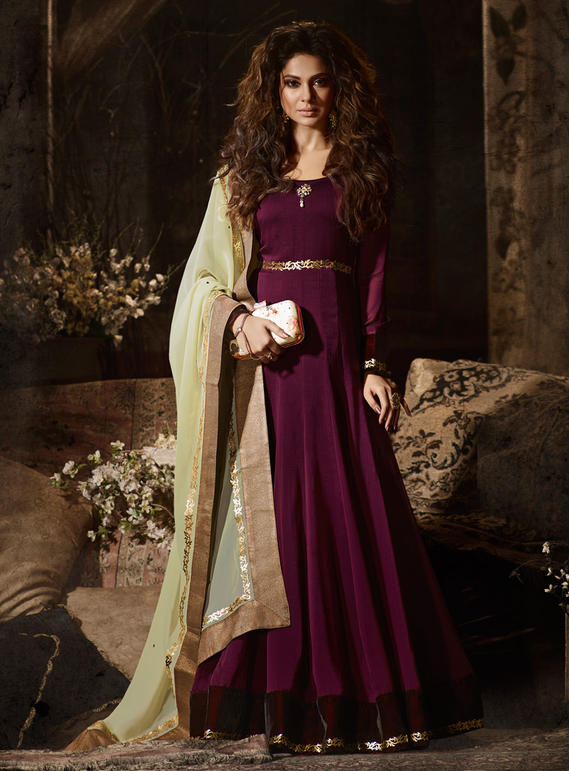 Jennifer Winget Purple Silk Floor Length Anarkali Suit 124374