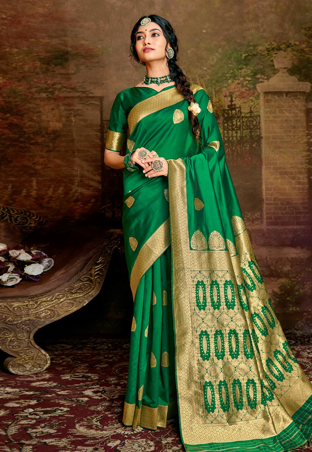 Green Silk Saree With Blouse 217962