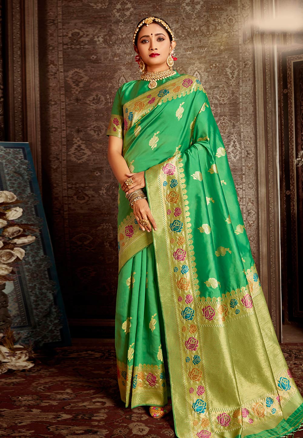 Green Silk Saree With Blouse 218195