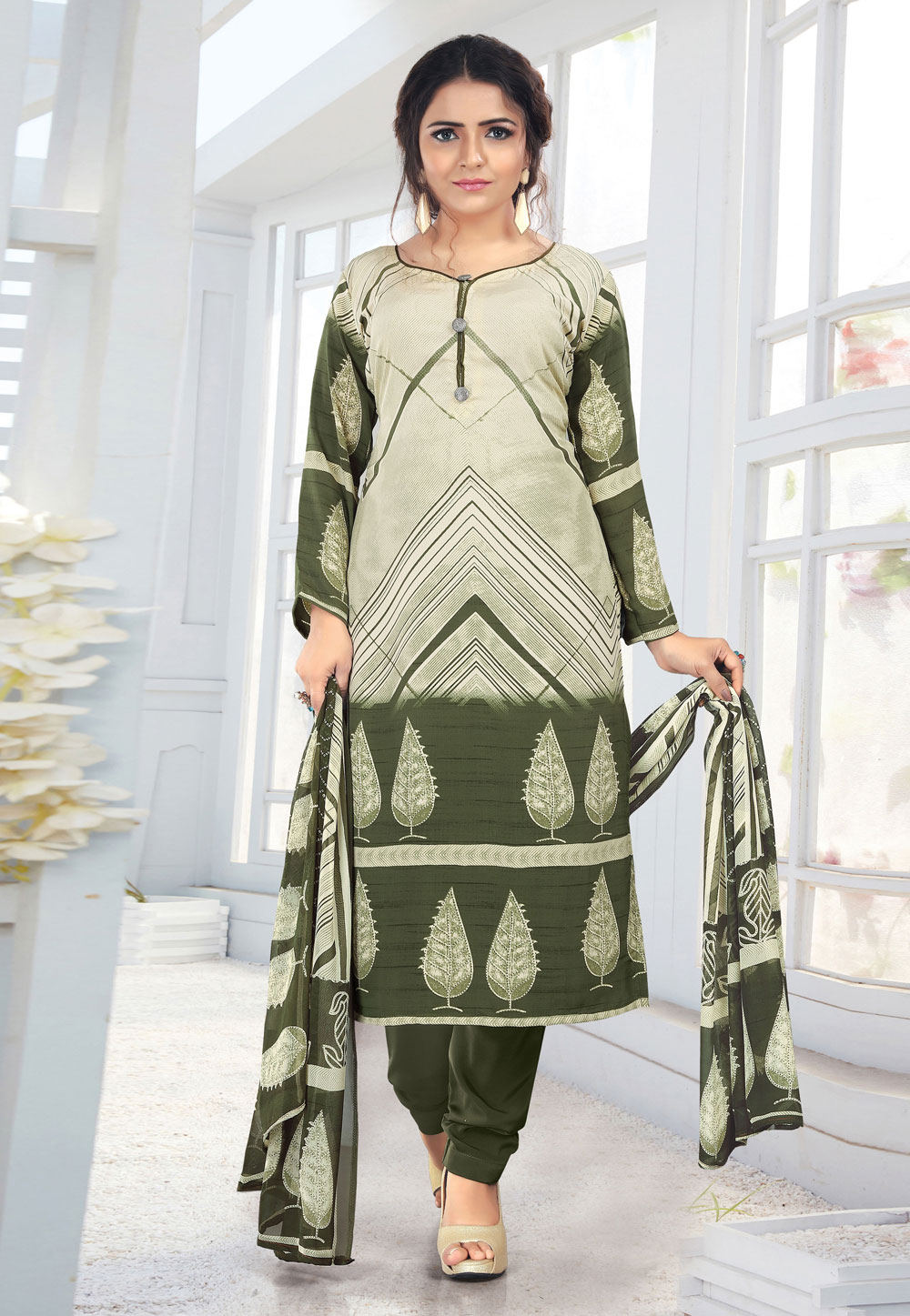 Green Crepe Pant Style Suit 223703