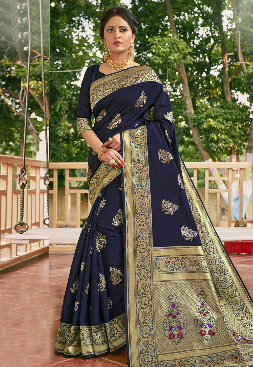 Navy blue saree with golden blouse hotsell