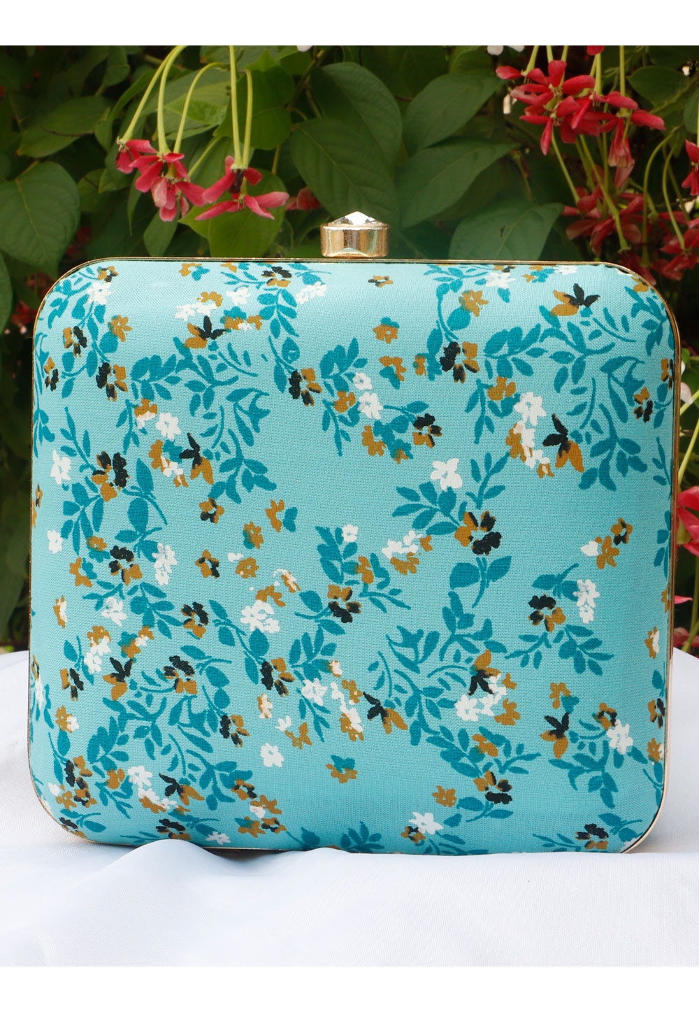 Sky Blue Synthetic Printed Clutch 225680